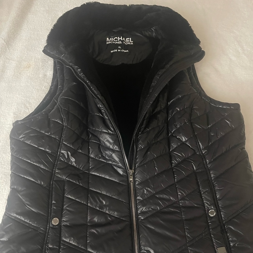 MK women vest